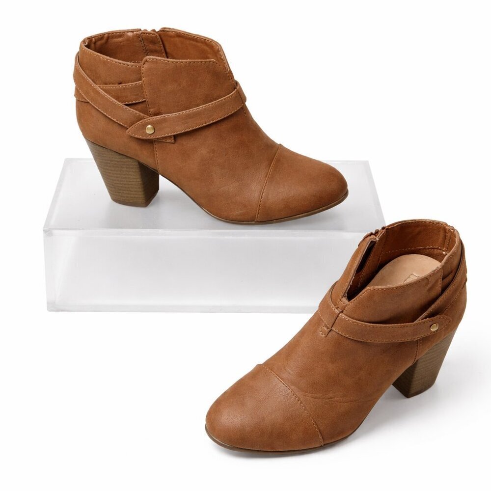 LC LAUREN CONRAD Bonbon Cognac Ankle Booties 8 Med